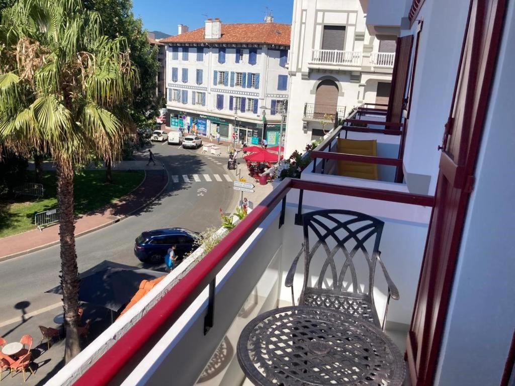 Superbe Appartement T3 Au Centre Plage .Parking Хендае Екстериор снимка